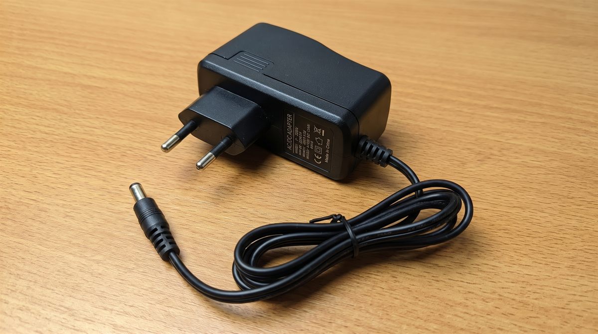 شاحن الحائط المنزلي السريع AC Adapter
